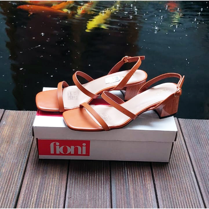 PAYLESS - FIONI BLOCK HEEL COGNAC SEPATU SANDAL WANITA WITH BOX