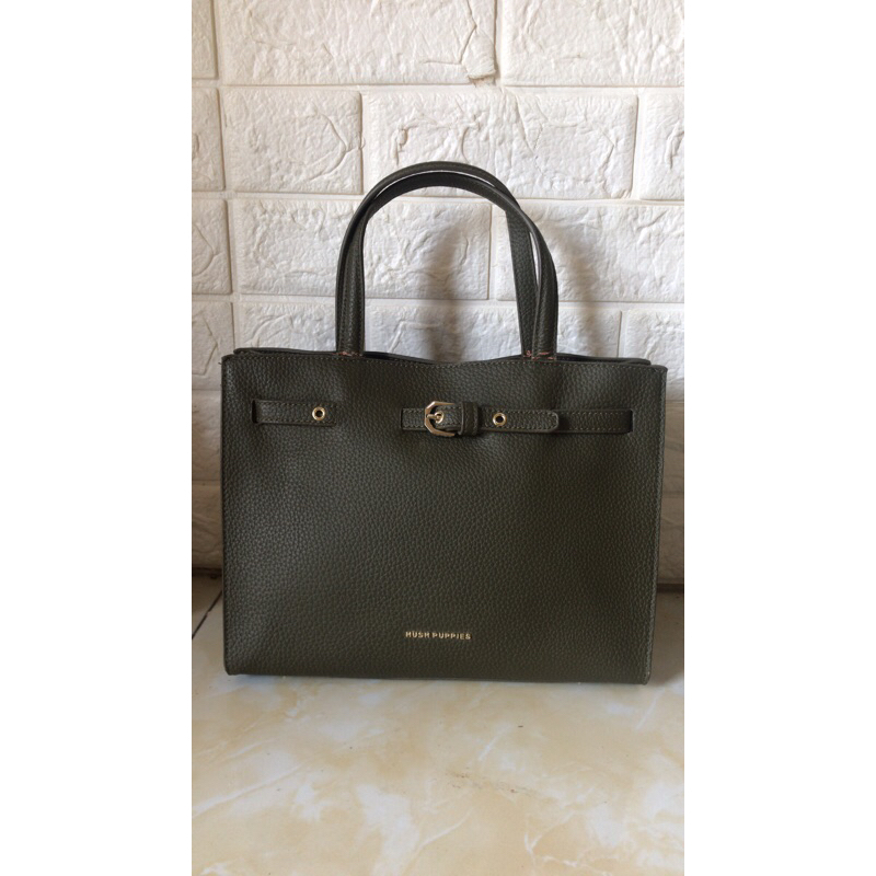 Tas hush puppies new ada defect tas baru tas branded tas preloved tas bekas pakai