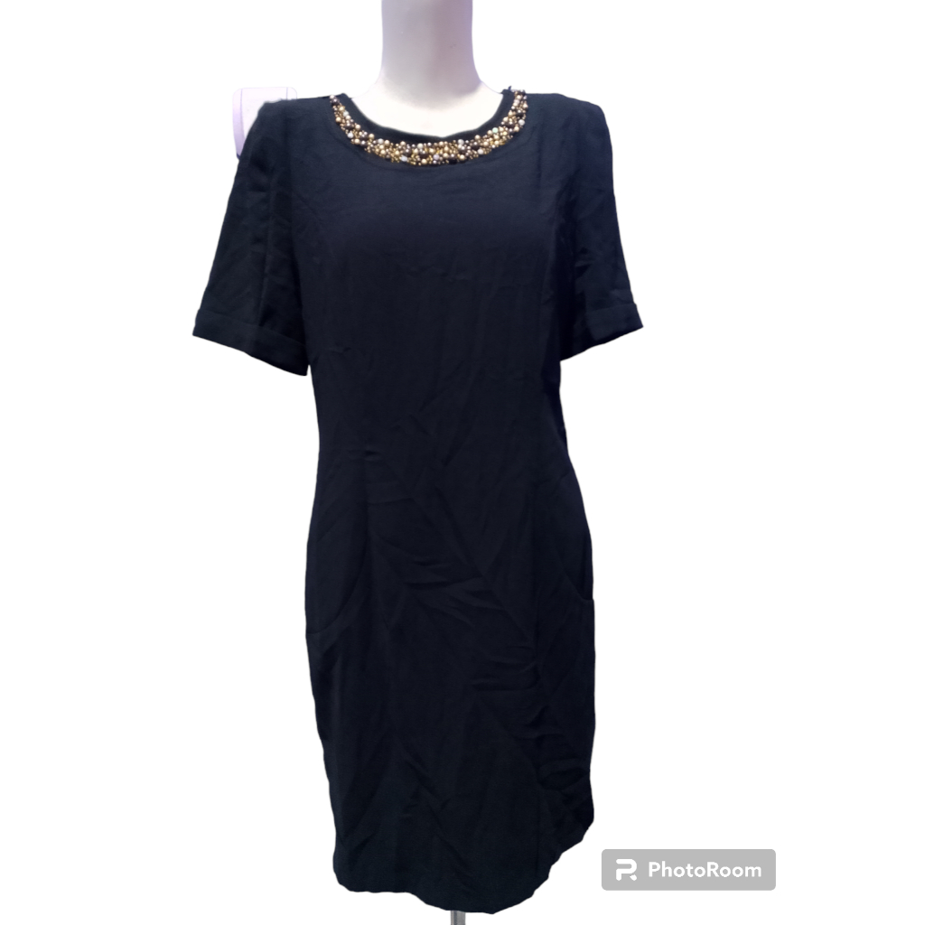 DRESS THRIFT HITAM RE