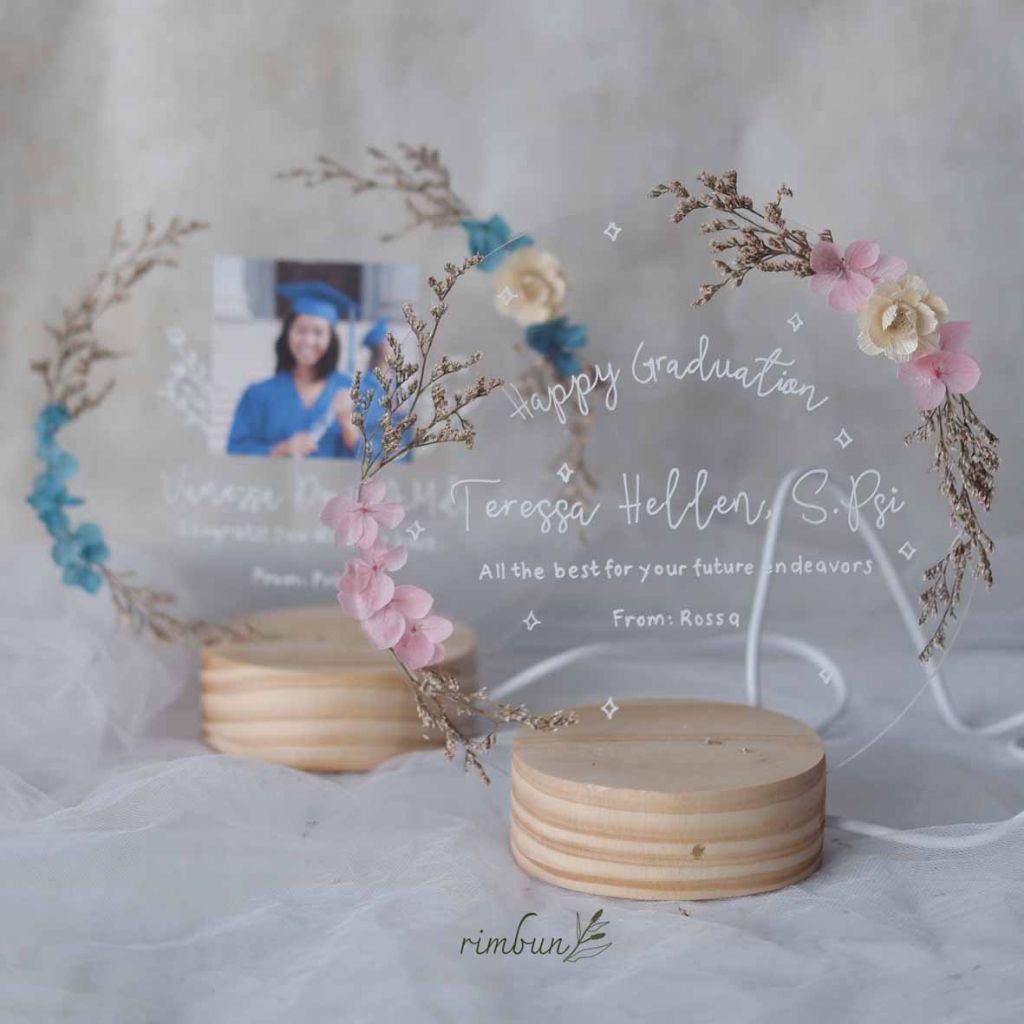 Olivia | Kado Hari Valentine Day - Dried Flowers Wooden LED Acrylic - Custom Tulisan di Akrilik - Ha