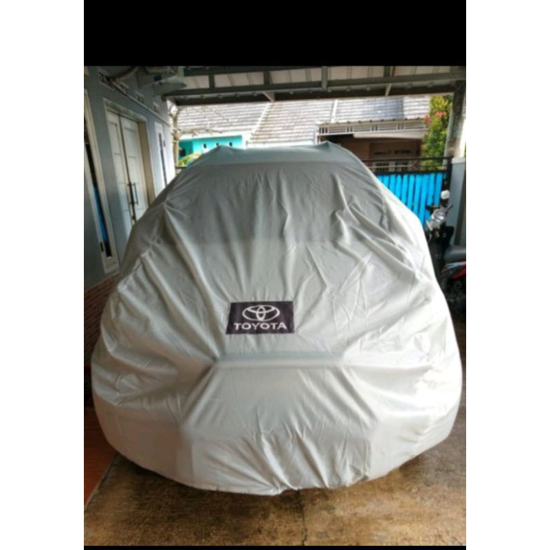 cover body mobil toyota raize