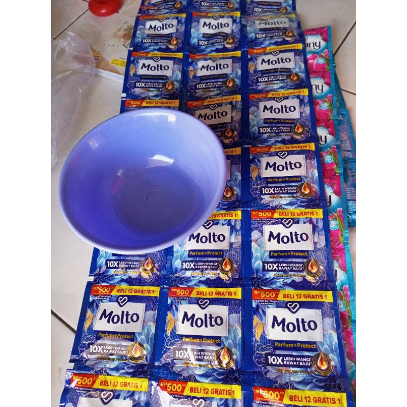 molto pewangi renceng