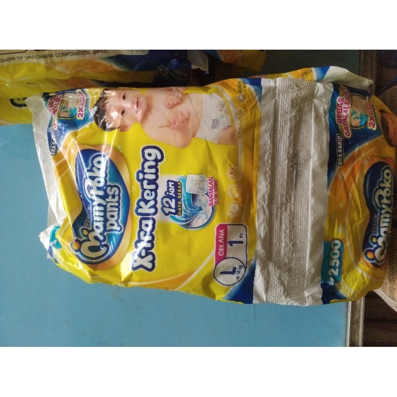 Pempes Renceng L MamyPoko Pants isi 10