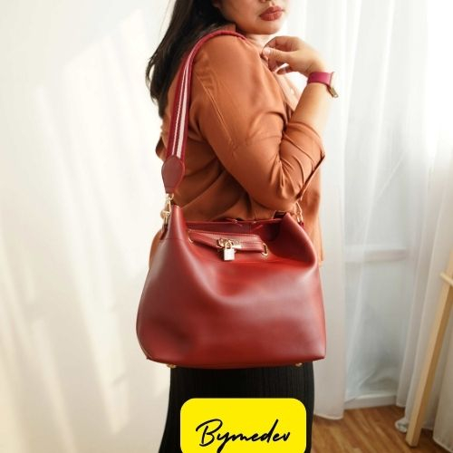 Milea Shoulder Bag