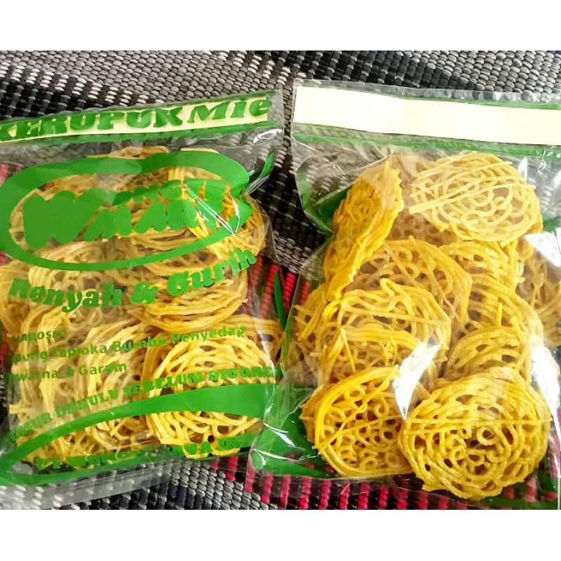 

KRUPUK KUNING ASINAN GURIH 1BUNGKUS