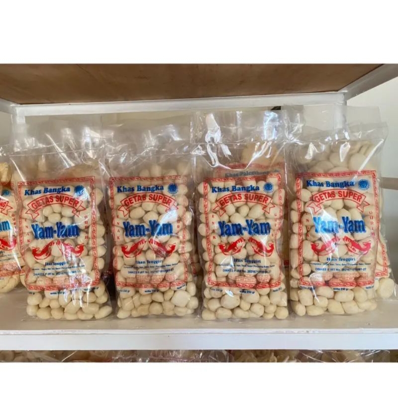 

paket kerupuk getas 4bks berat250gr