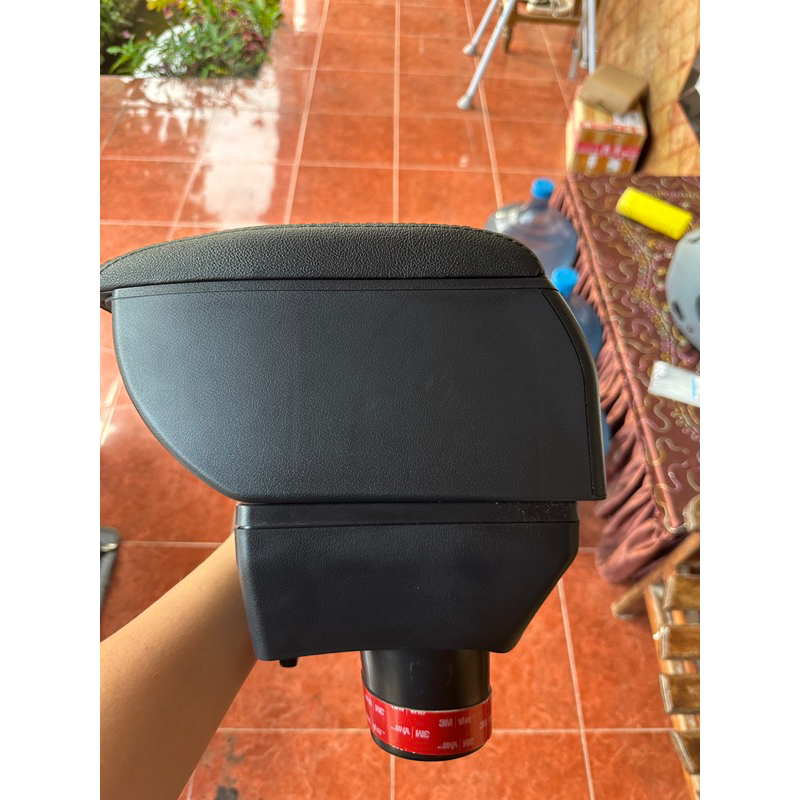 Console box/Armrest Yaris Bakpao
