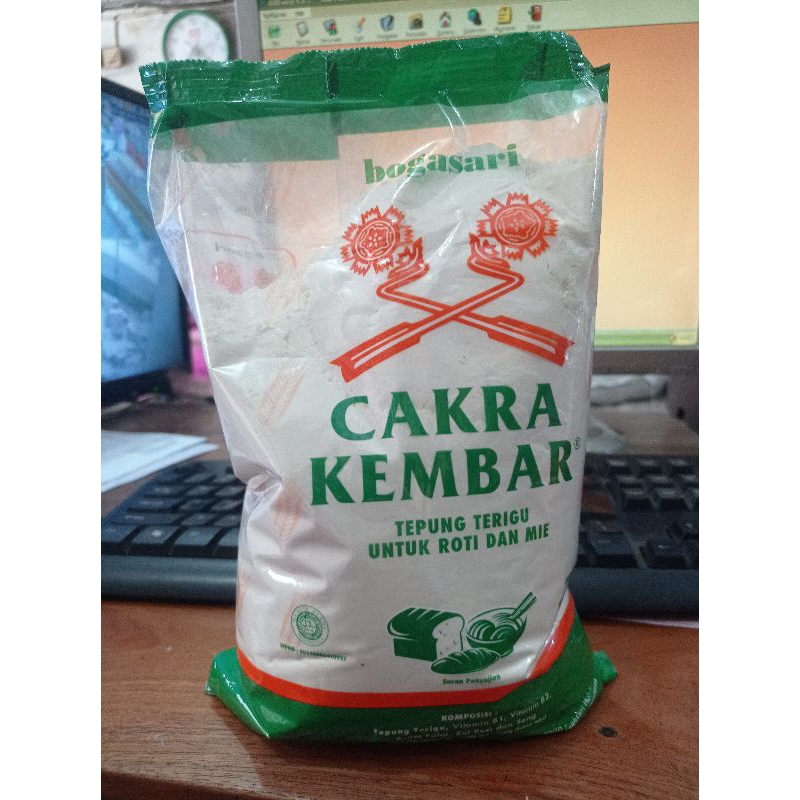 

CAKRA terigu 1kg