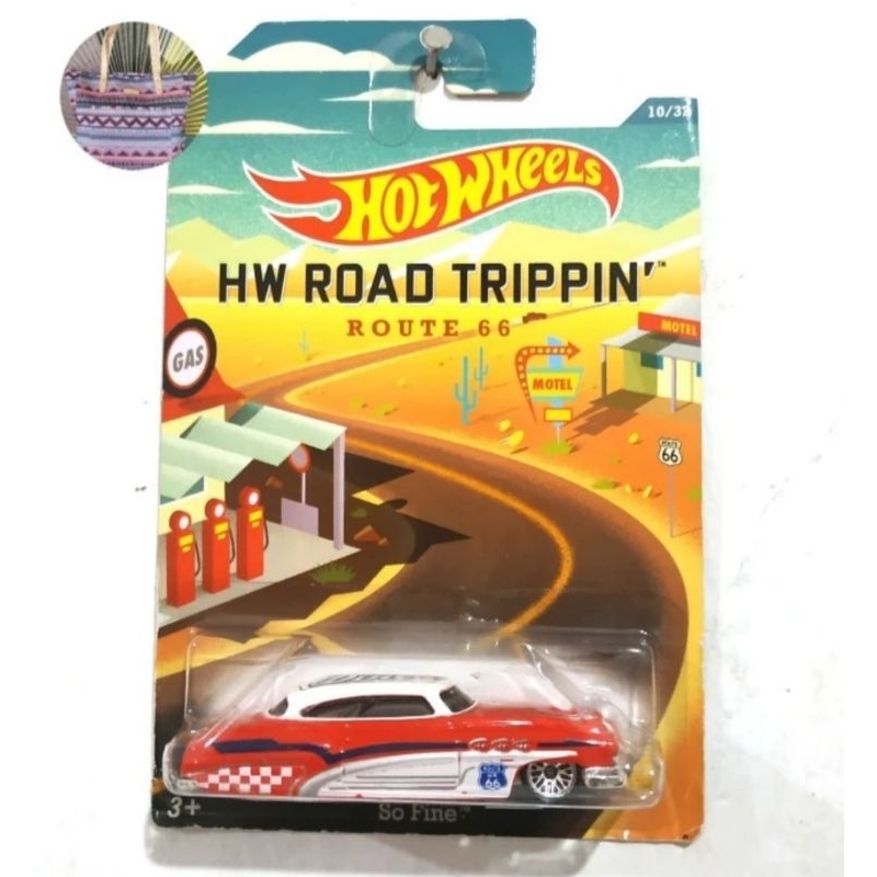 Hot Wheels So Fine Red merah putih Road Trippin