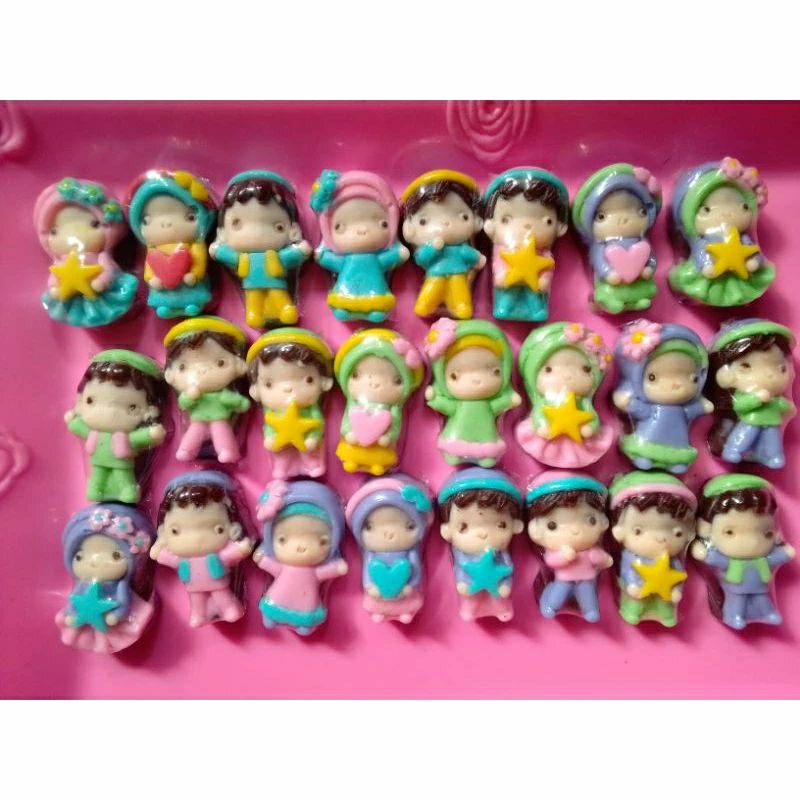 

Cokelat karakter Baim Naila/anak