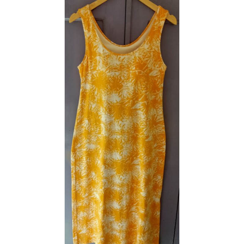 PRELOVED DRESS UNIQLO