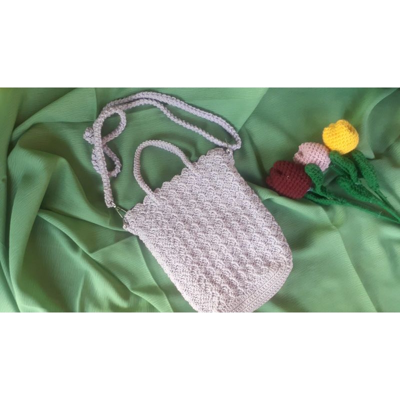 TAS RAJUT HANDMADE/TAS WANITA