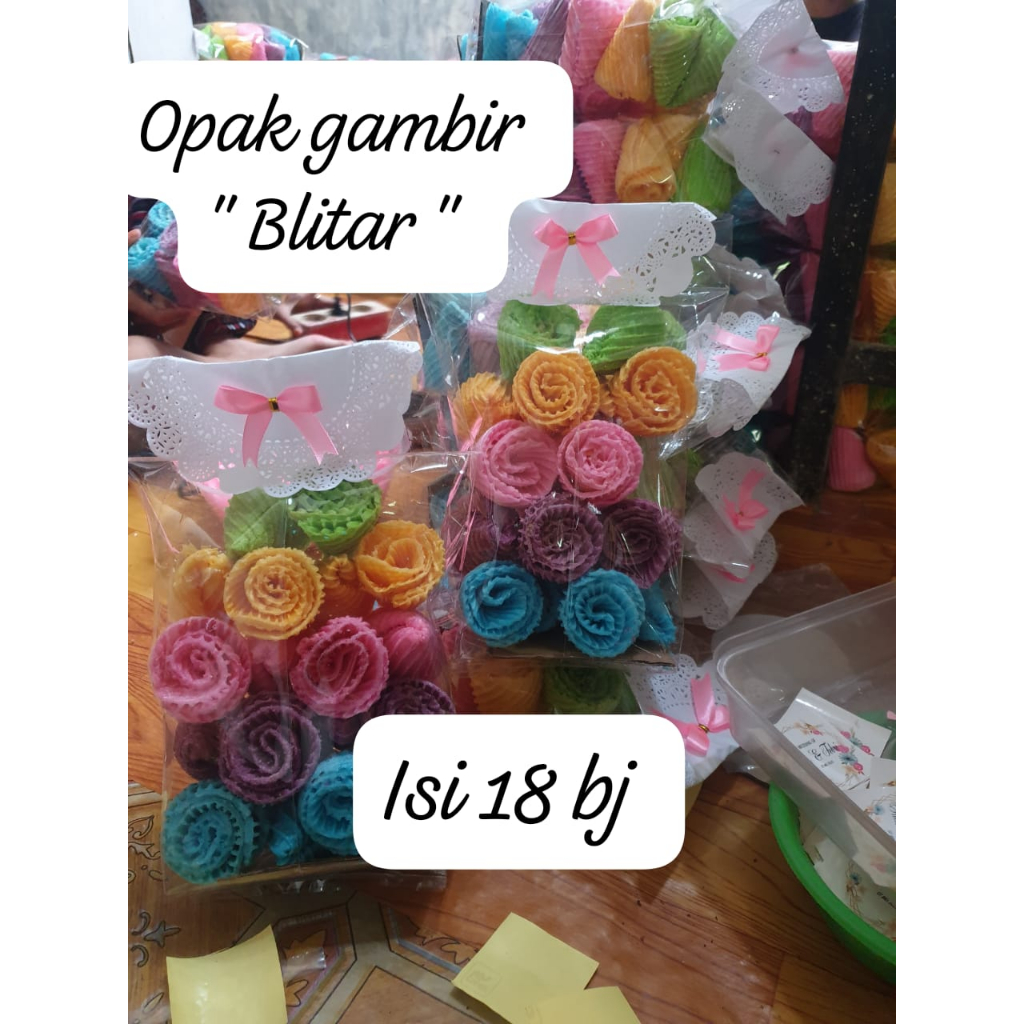 

Opak gambir asli Blitar #souvenir#snack#makananringan#murah#kualitas#asulasul#khasblitar#asul asul #terlaris#