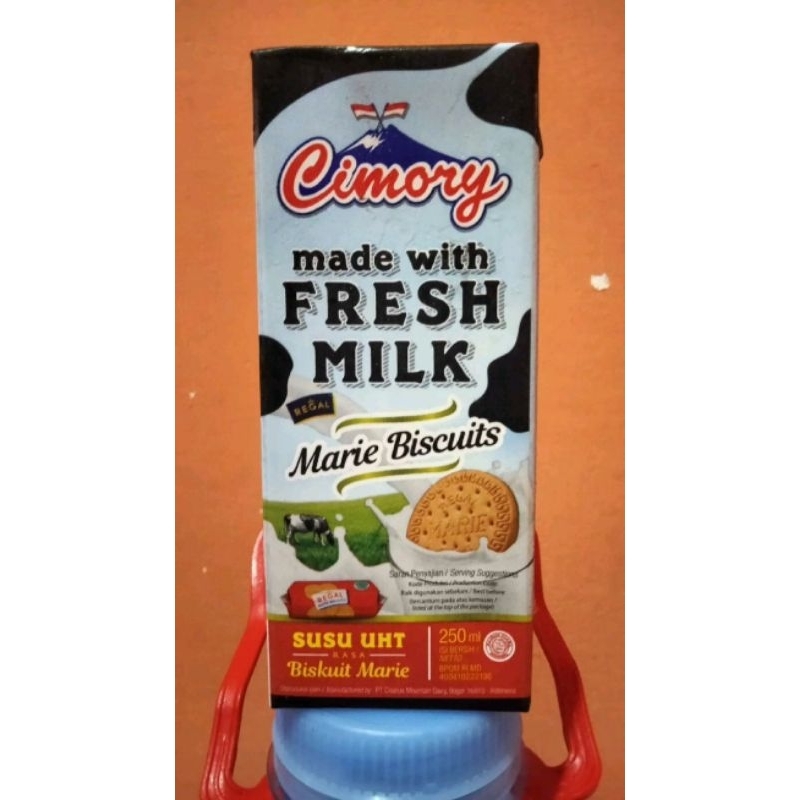 

Cimory fresh milk Marie biscuits