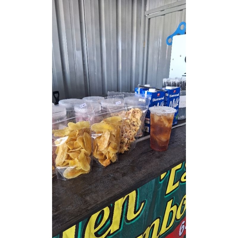 

Rempeyek Kacang