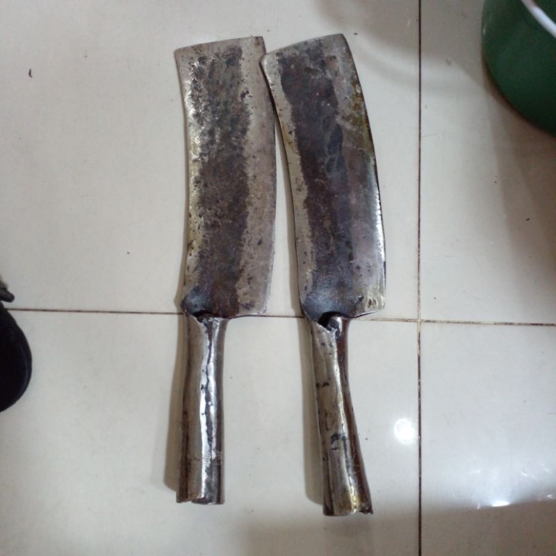 GOLOK BAJA PER TAJAM DAN KUAT