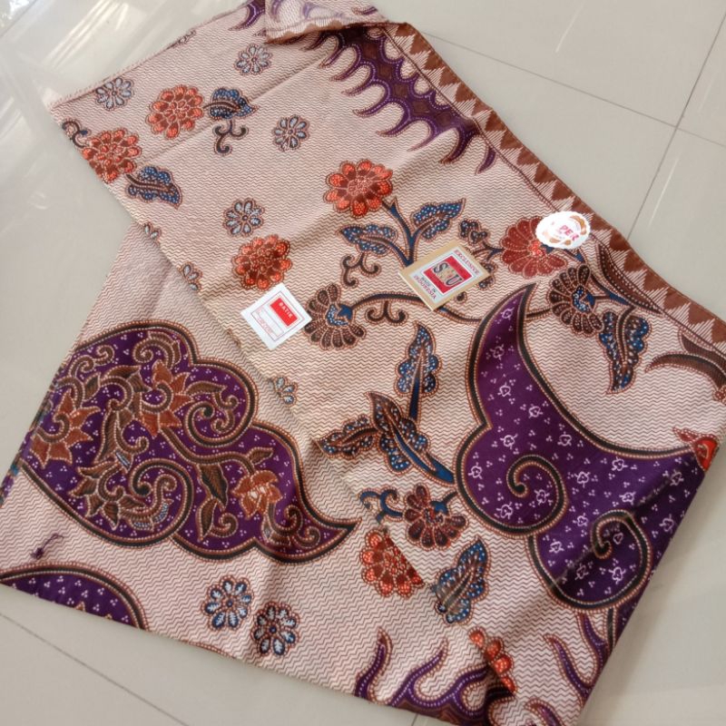 KAIN PANJANG JARIK/TAPIH/SAMPING/BAWAHAN TRADISIONAL
