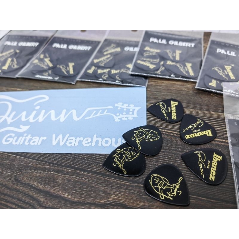 Pick Gitar Paul Gilbert Ibanez Jepang Black GOLD