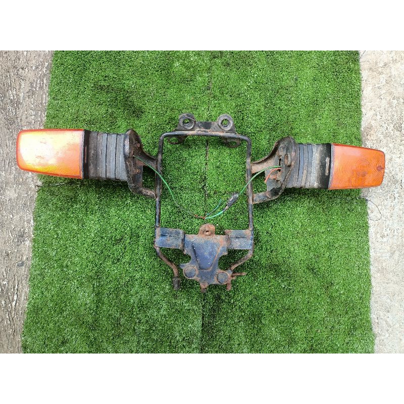 braket lampu set lampu sein depan Honda gl max