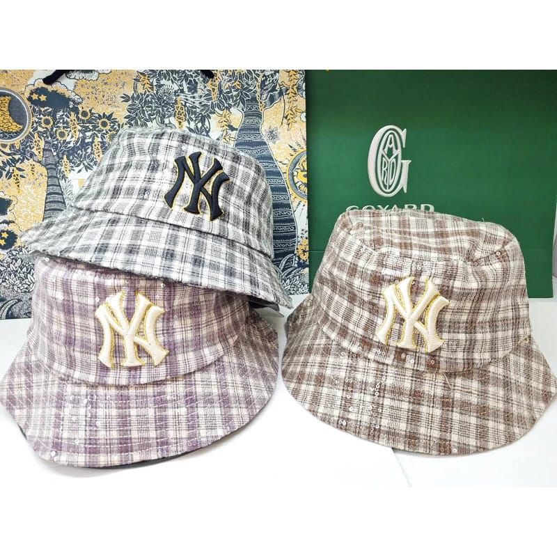 Topi Bucket NY Kotak Blink Import Fashion Pria Wanita Premium