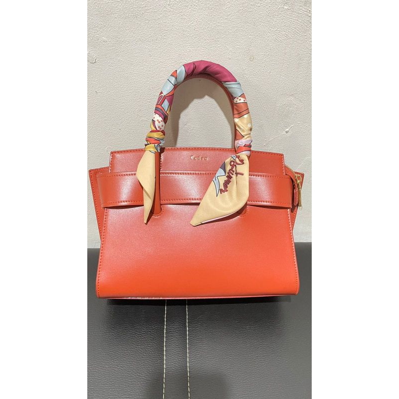 Tas Selempang Wanita Pedro