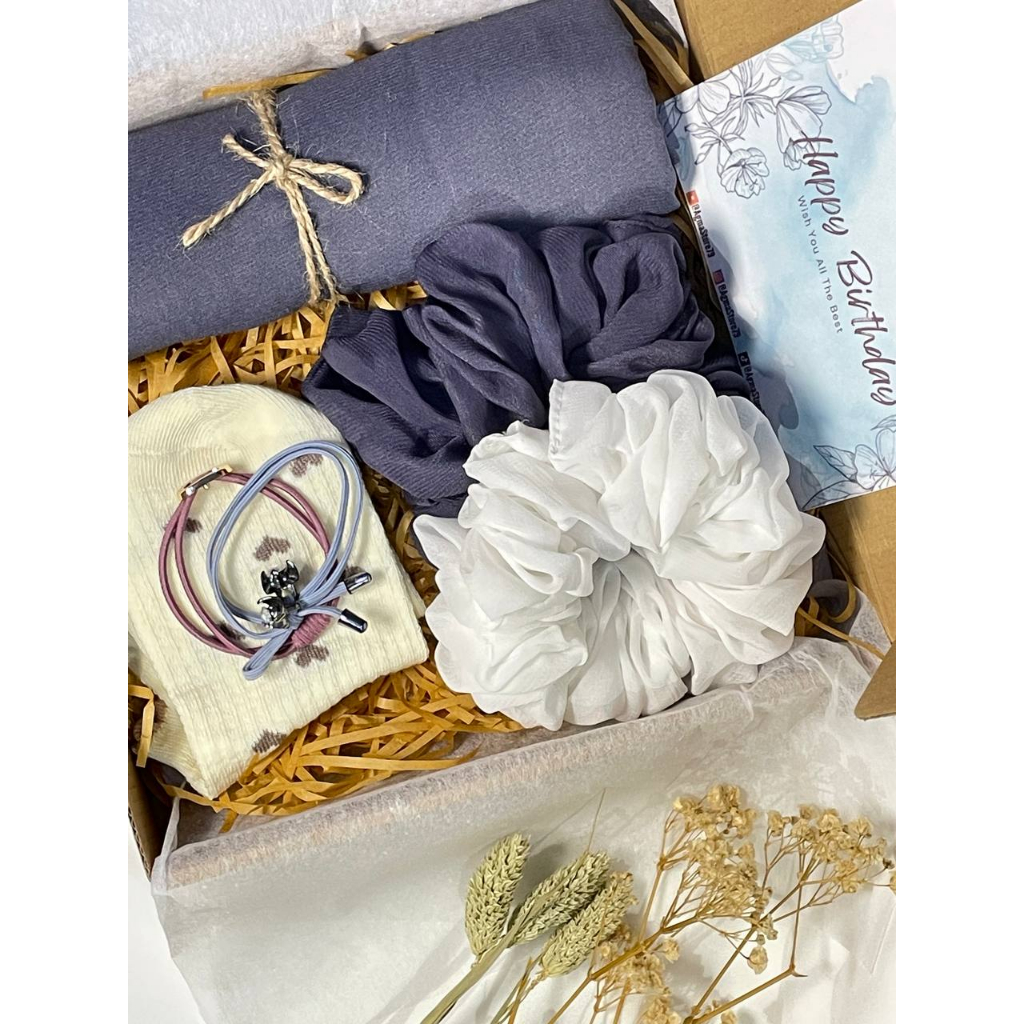 

Hampers/kadoulangtahun/kadopasangan/kadospesial/murah