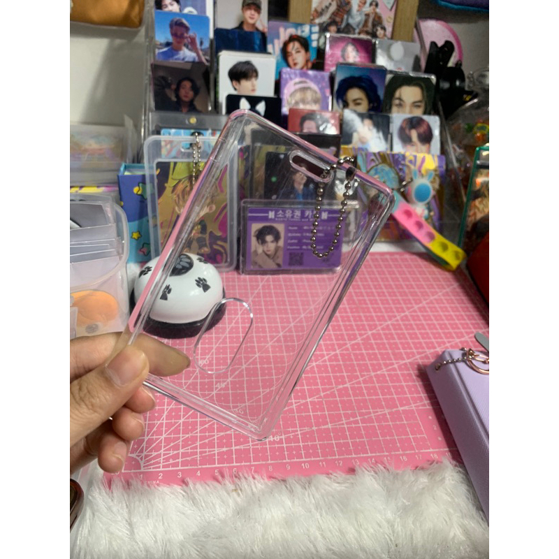 Case Akrilik | Cahol akrilik include gantungan