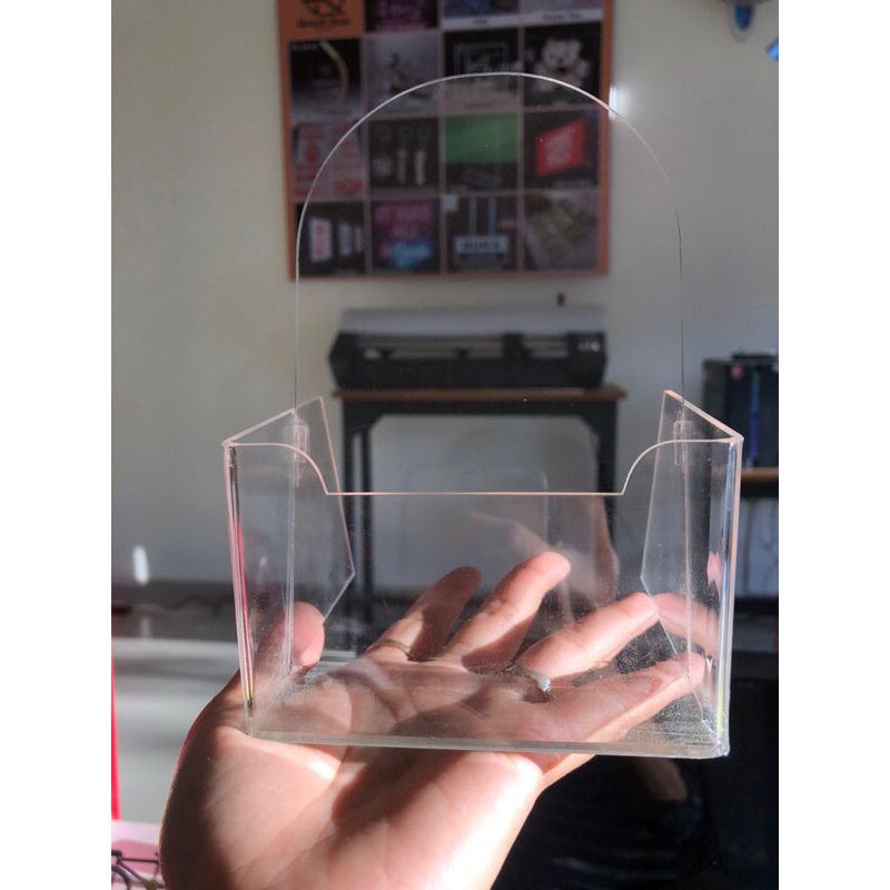 

Tempat Brosur Model elipse Uk. A3/A4/A5/A6 & 1/3A4