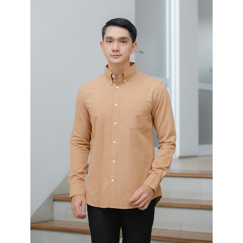 kemeja casual pria lengan panjang polos warna bata