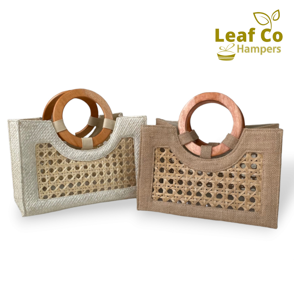 

Leaf Co - Hampers Goni Kombinasi Anyaman Bambu Tas Etnik Bungkus Kemasan Serbaguna