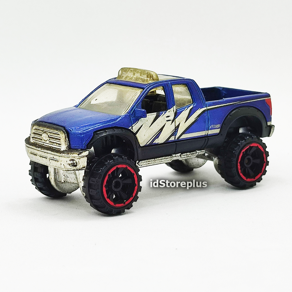 Mainan Anak Diecast Mobil Hot Wheels '10 Toyota Tundra Metallic Blue HW Off-Road HW Hot Trucks 131/250 BEKAS - LOOSE NON Bubble Blister