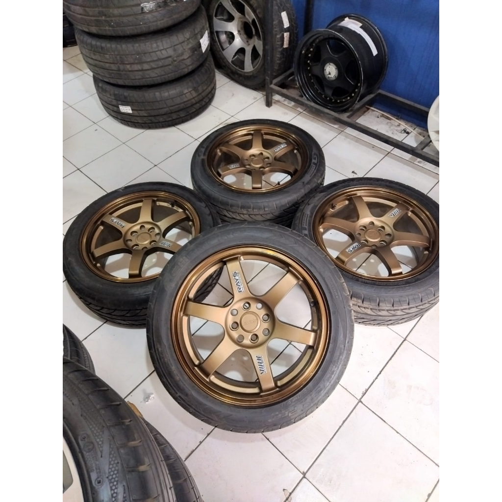 velg mobil second TE37 r17 hole 4x100/114,3 buat livina kijang evalia avanza
