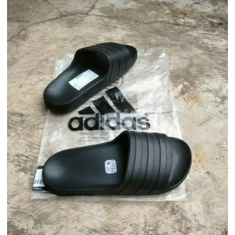 Sendal Pria dn Wanita Adidas Adilette Aqua Slop Sandal Duramo Impor Ringan Empuk Dan Tahan Air Sanda