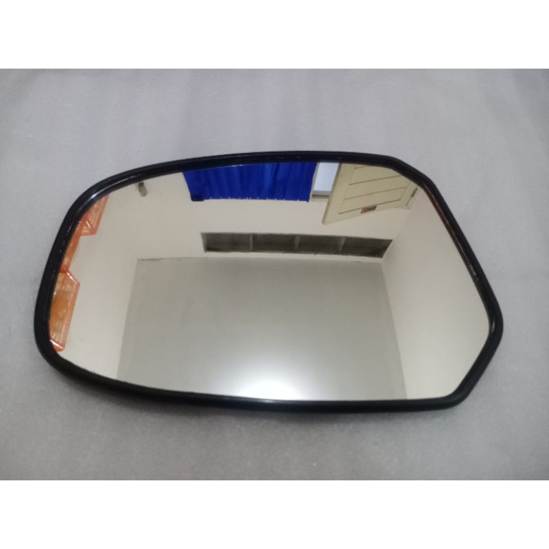 kaca spion mobil Honda Freed 2010-2015