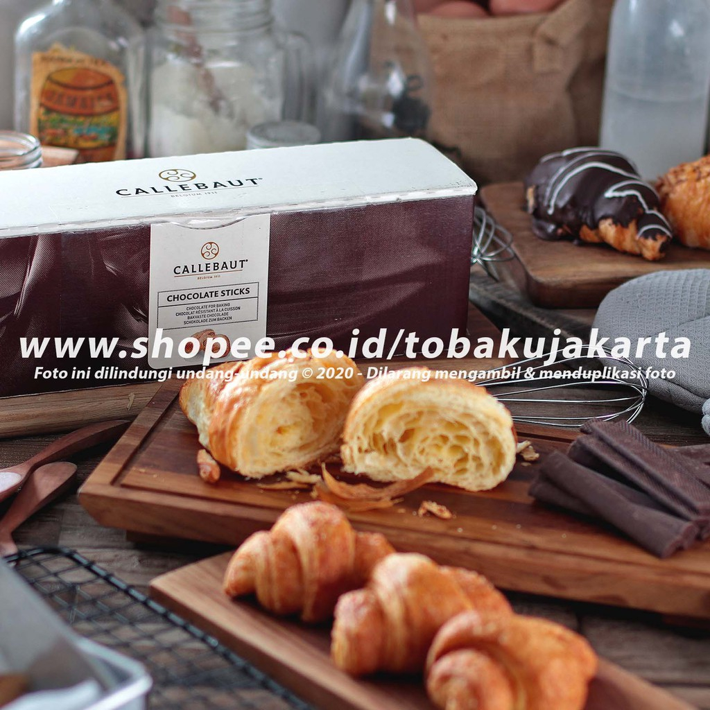 

Callebaut Baking Sticks 1,6kg BOX 44% Chocolate Batons Cokelat Baton