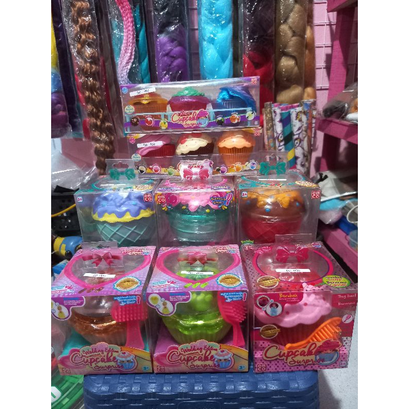 mini cupcake surprise