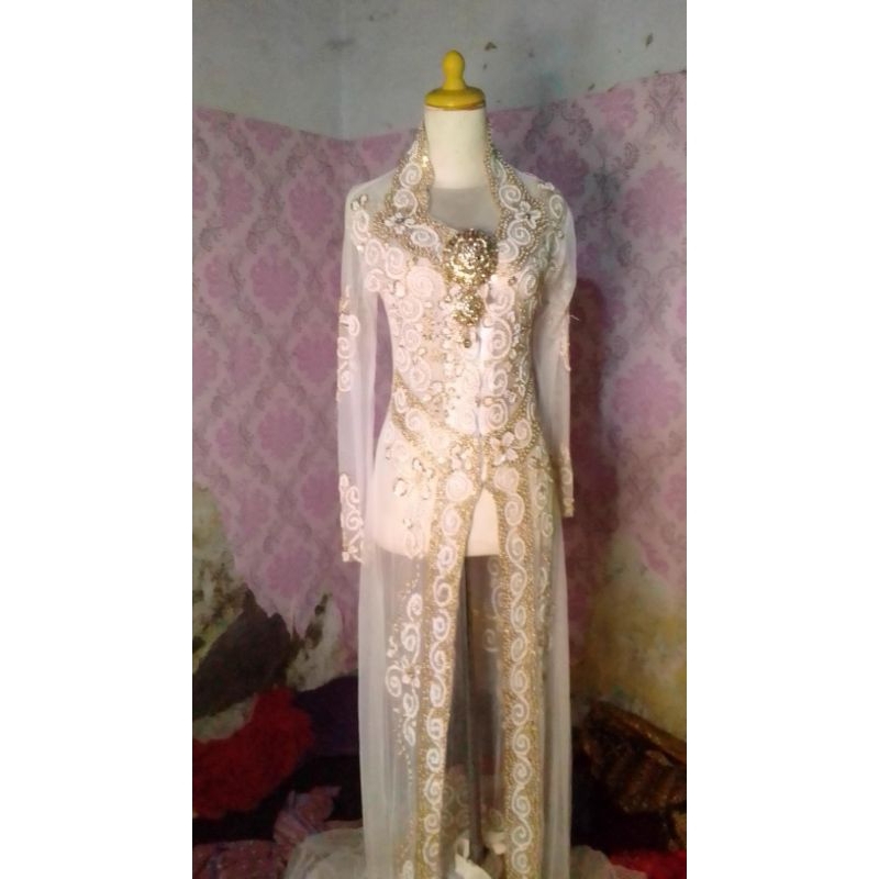 Preloved | Baju Akad