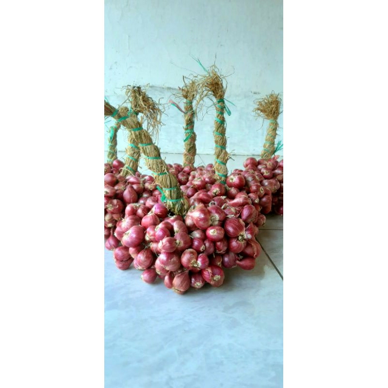 

1 Kg SUPER Bawang Merah Untingan