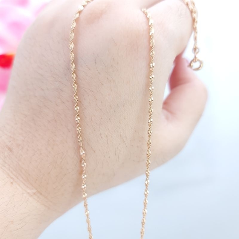 Kalung model borsalino