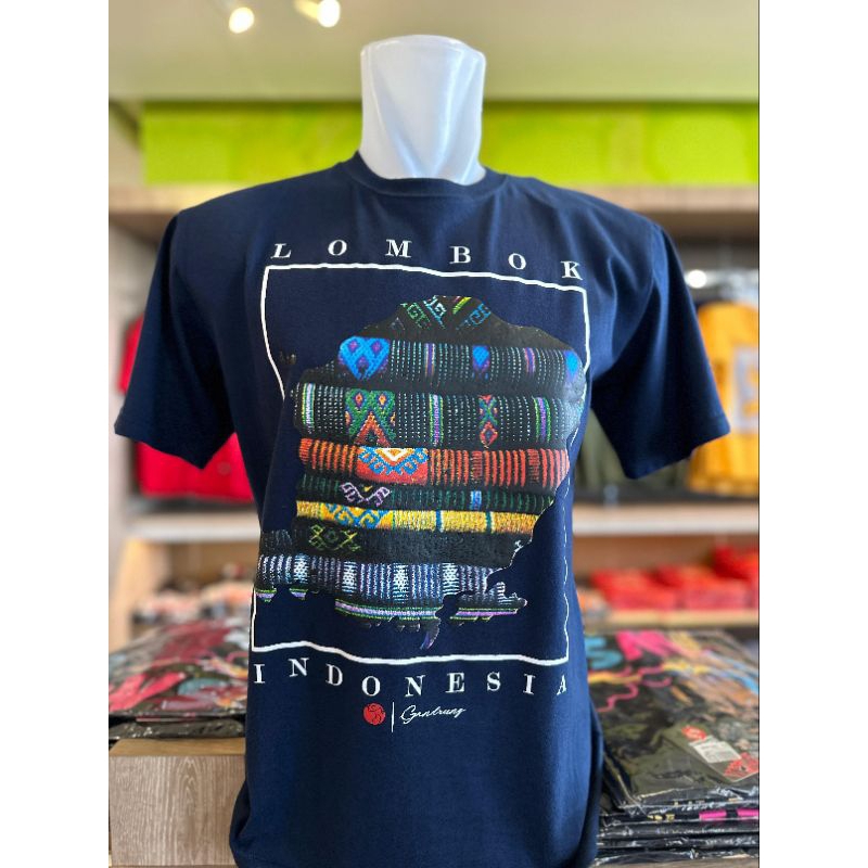 Kaos Distro Motif Pulau Lombok Tenun Lombok