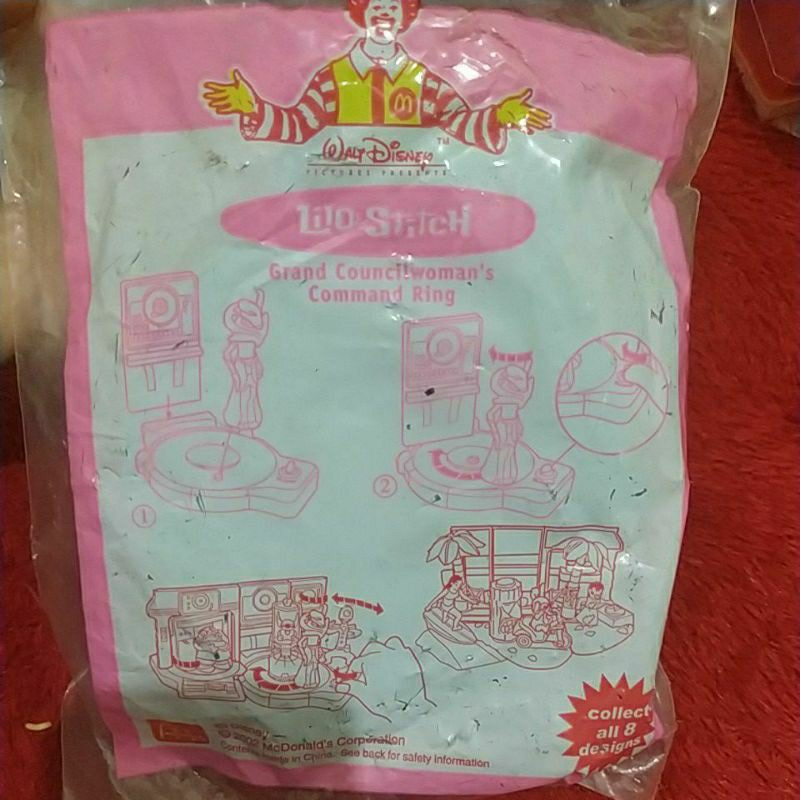 figur mcd Lilo stitch(grand councilwoman's command ring) 2002