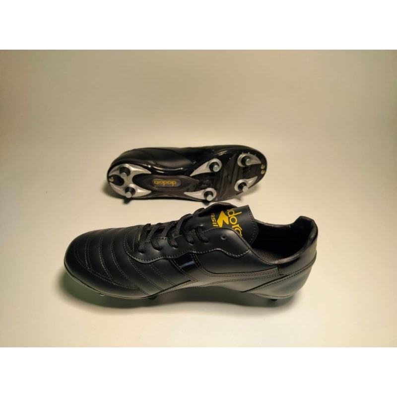 SEPATU BOLA PRIA TERBARU PULL BESI BAHAN  KULIT ASLI COD FREE JAHIT SOLL