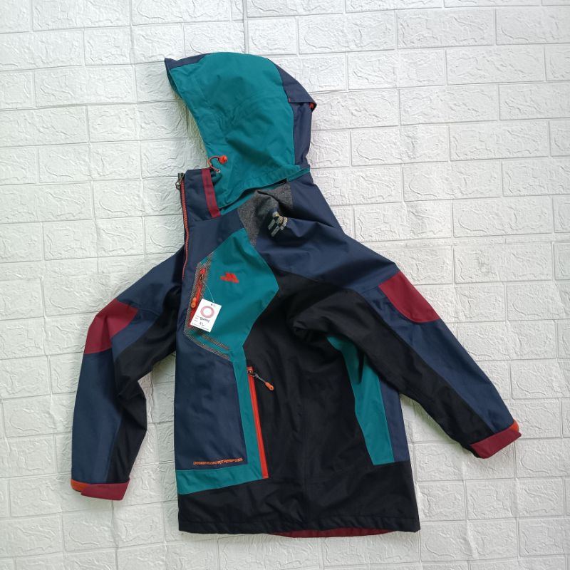 Jaket Trespass