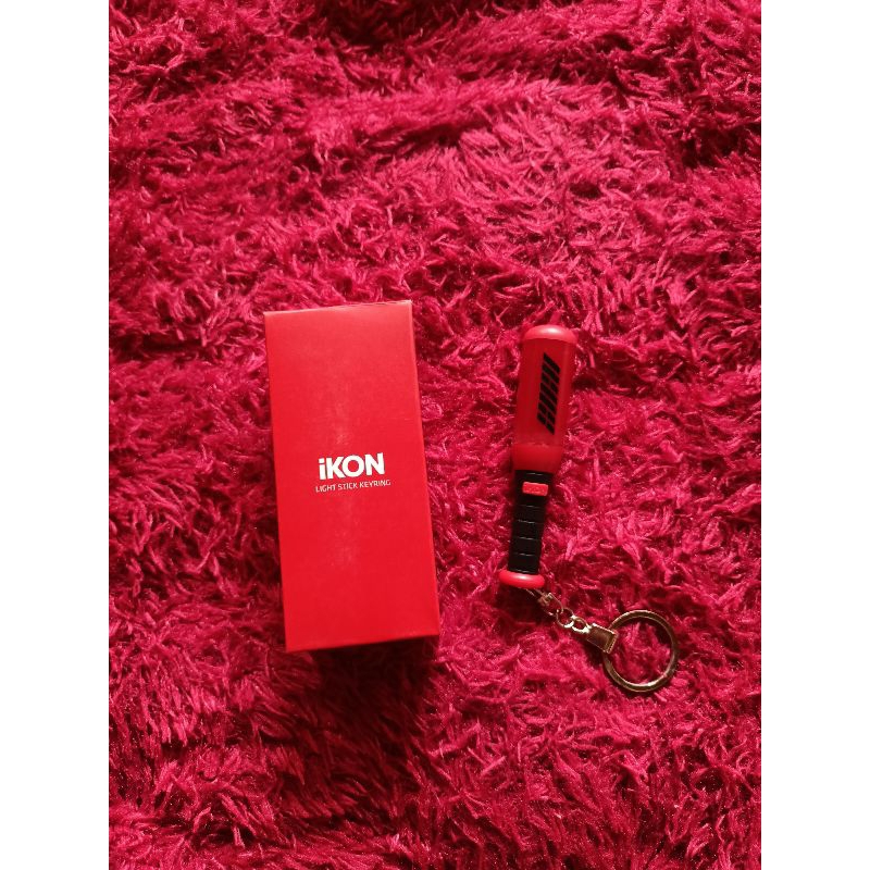 OFFICIAL iKON Lightstick Keyring