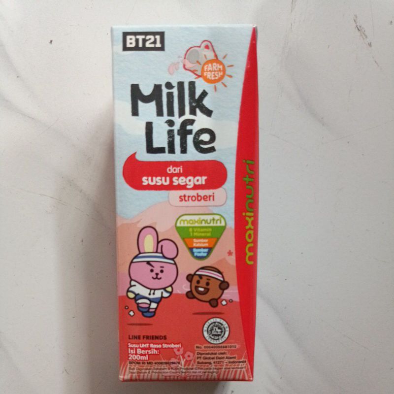 

MilkLife susu UHT strawberry stroberi 200ml