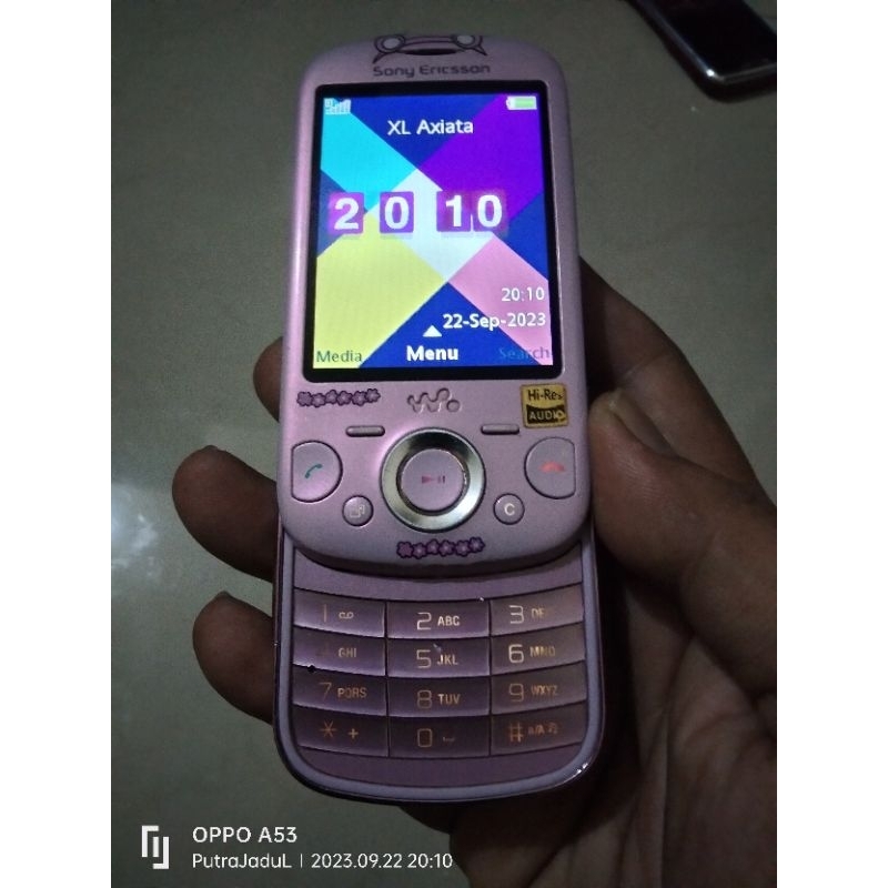 Sony Ericsson W20 i Zylo Pink Slide Normal Original Super Mulus Jadul Langka Unik Imut Speaker Bass 