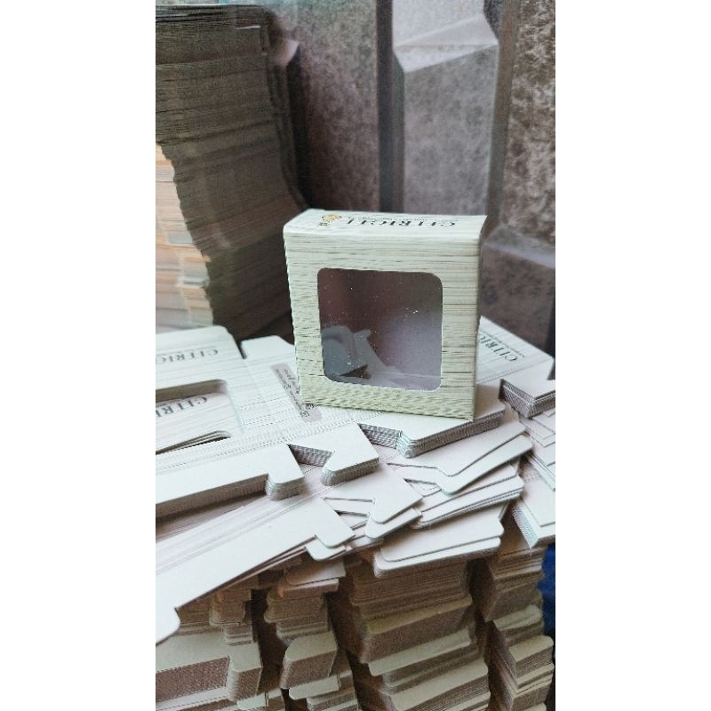 

custom dus cetak desain uk 6x2,5x6
