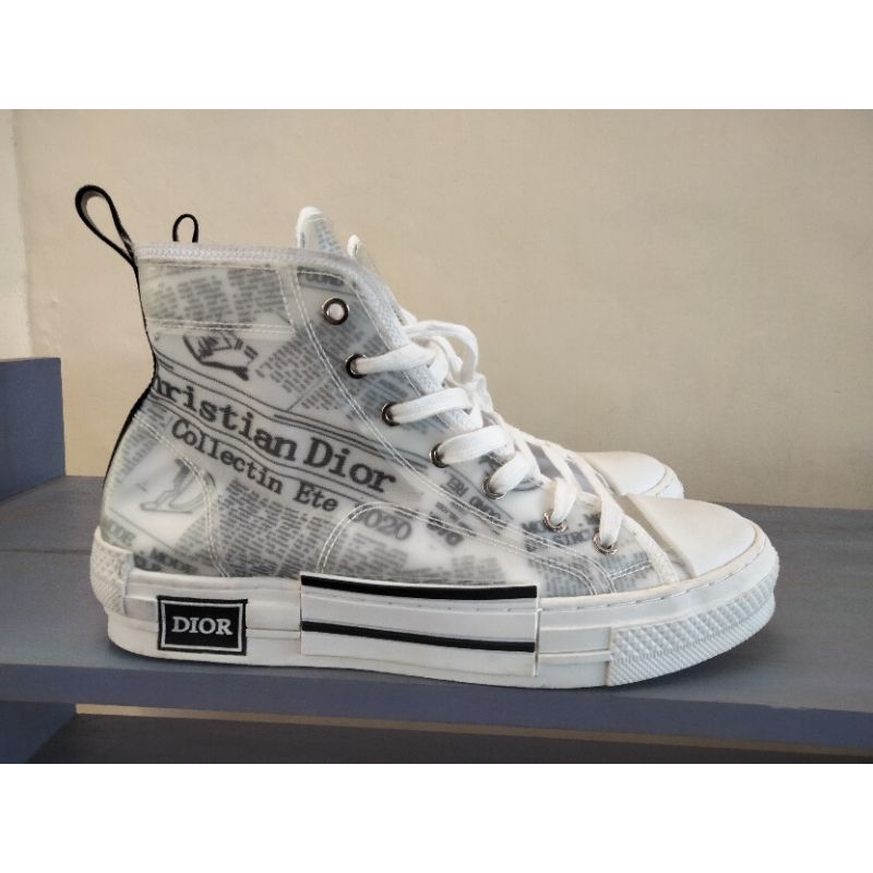 sepatu sneaker dior