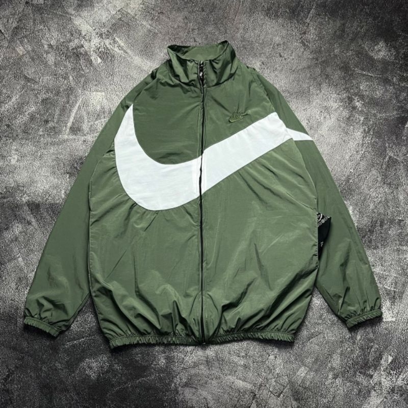 JAKET NIKE VINTAGE BIG SWOOSH HIJAU ARMY PREMIUM FULLTAG