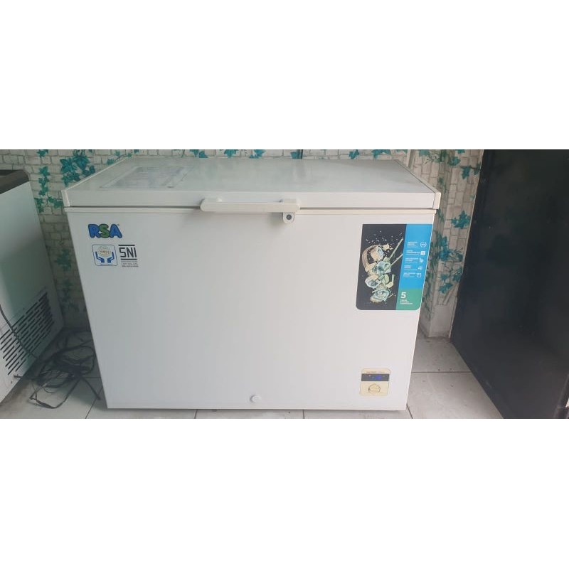 RSA Freezer 300 liter slide kaca &amp; box